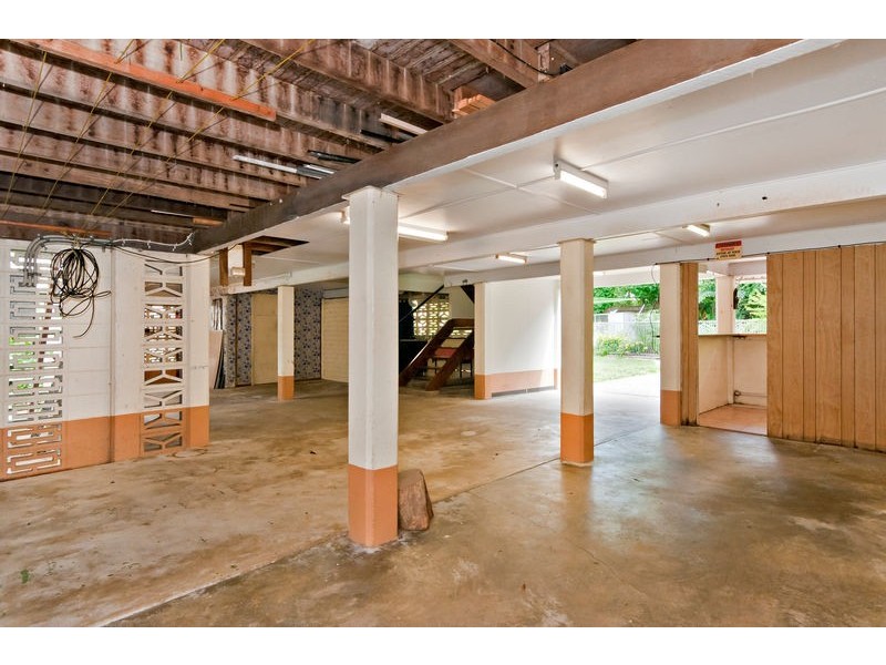 75  Macilwraith Street, Manoora QLD 4870