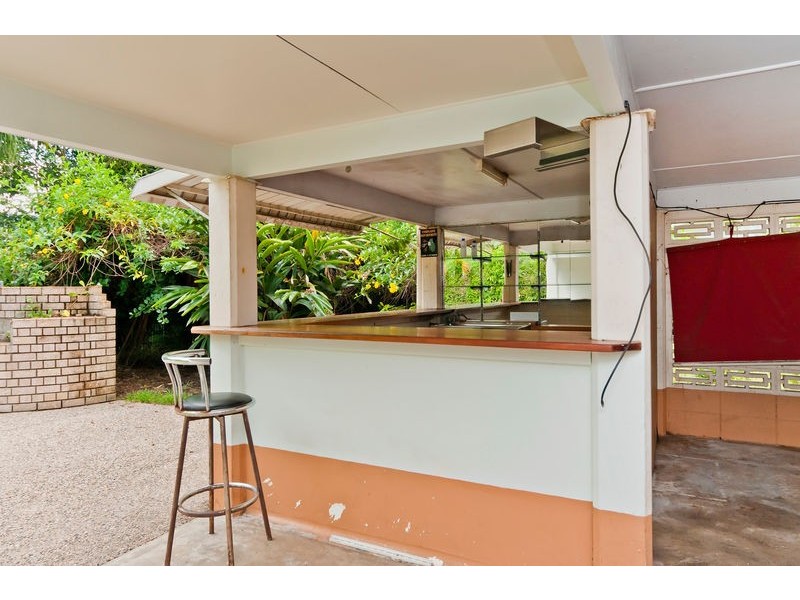 75  Macilwraith Street, Manoora QLD 4870