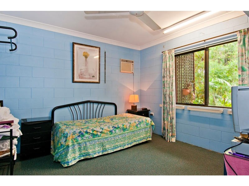 396 Draper Street, Parramatta Park QLD 4870