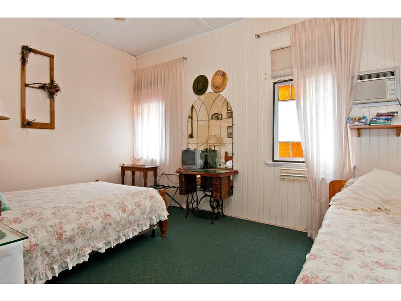 396 Draper Street, Parramatta Park QLD 4870