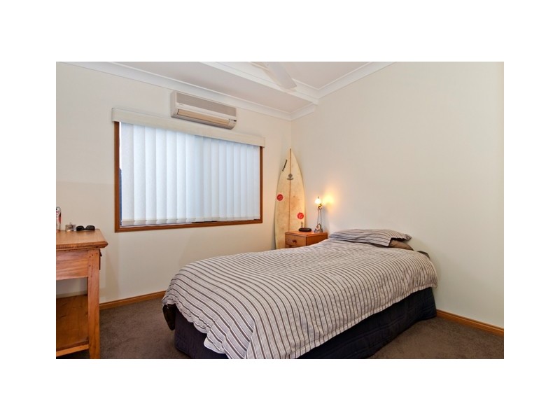 4 Mist Green Close, Brinsmead QLD 4870