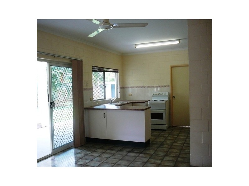 34 Cairnwell Street, Smithfield QLD 4878