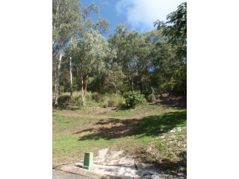 4 Michael Dwyer Close, Stratford QLD 4870