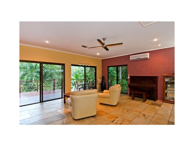 4  Creek Close, Bayview Heights QLD 4868