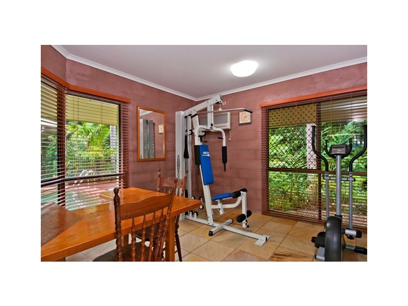 4  Creek Close, Bayview Heights QLD 4868