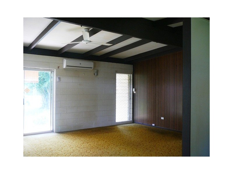 14 Mahogany, Manoora QLD 4870