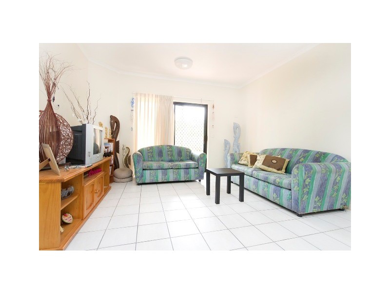 2/367 McLeod Street, Cairns QLD 4870