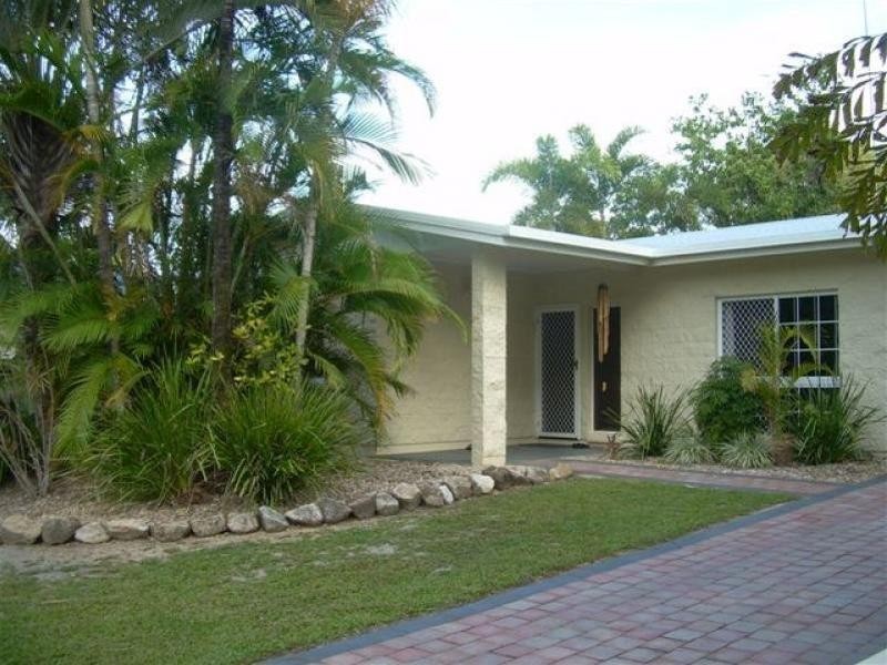 Kewarra Beach QLD 4879