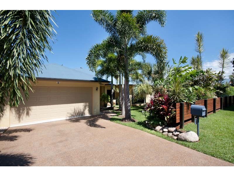 15 Oakblue Drive, Mount Sheridan QLD 4868