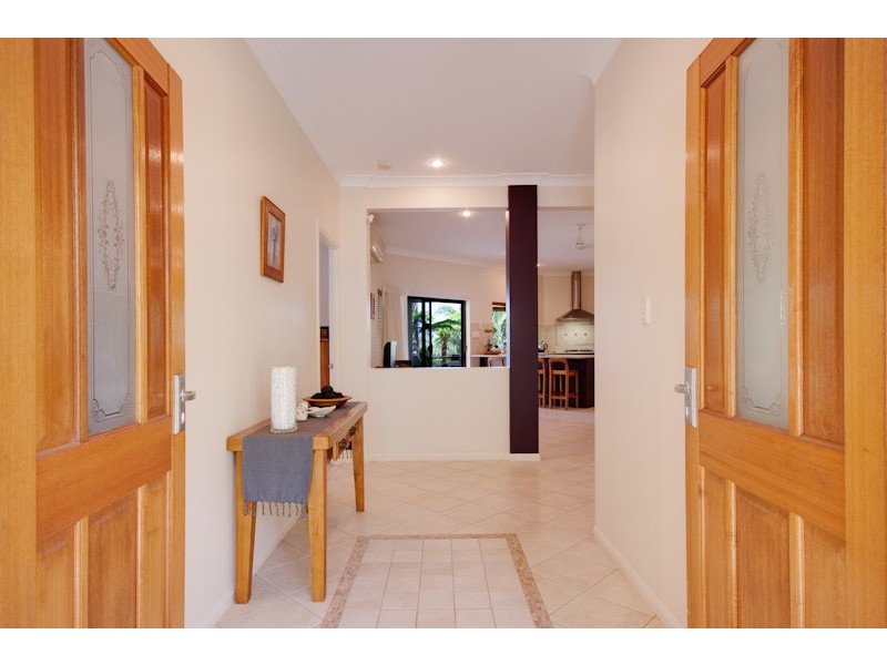 15 Oakblue Drive, Mount Sheridan QLD 4868