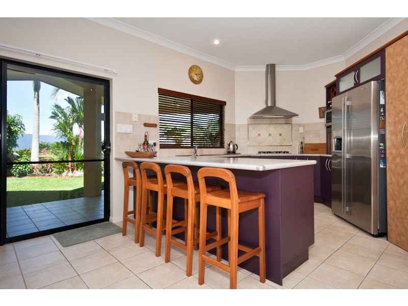 15 Oakblue Drive, Mount Sheridan QLD 4868