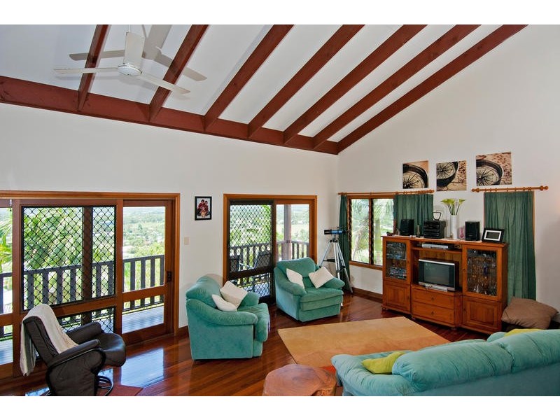 22 Jumna Close, Bentley Park QLD 4869