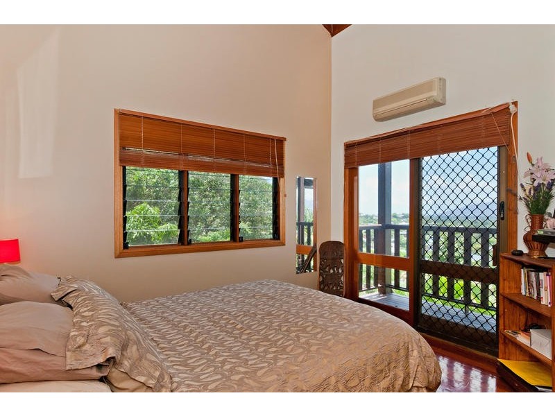 22 Jumna Close, Bentley Park QLD 4869