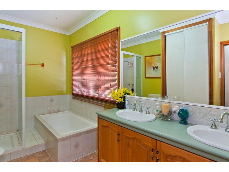 22 Jumna Close, Bentley Park QLD 4869