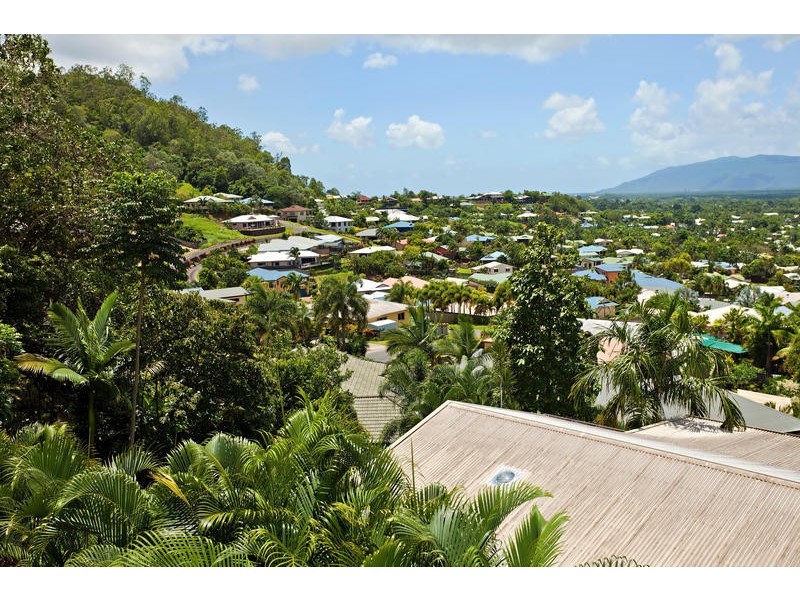 22 Jumna Close, Bentley Park QLD 4869