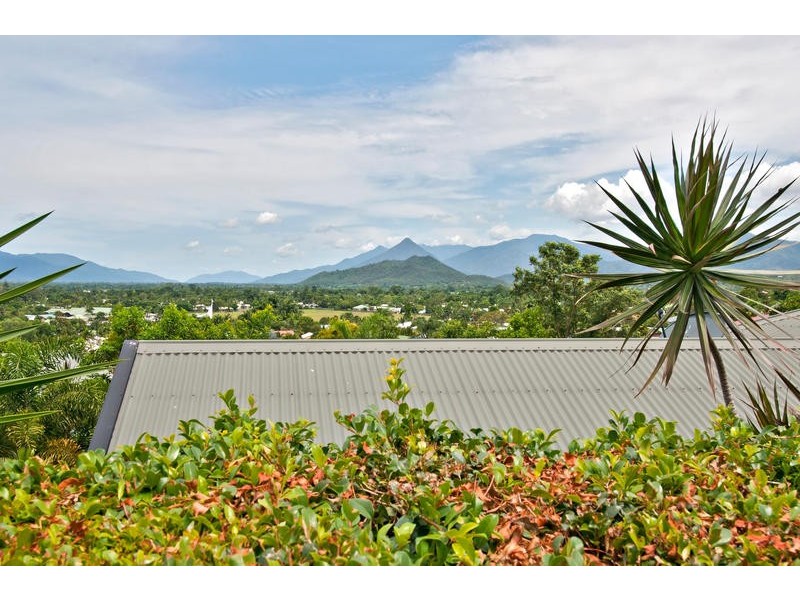 26  Caesar Street, Bentley Park QLD 4869