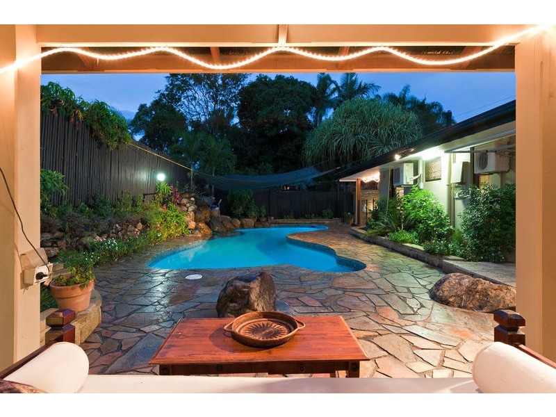 1  Ponticello Street, Whitfield QLD 4870