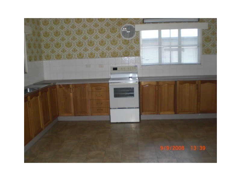 Westcourt QLD 4870