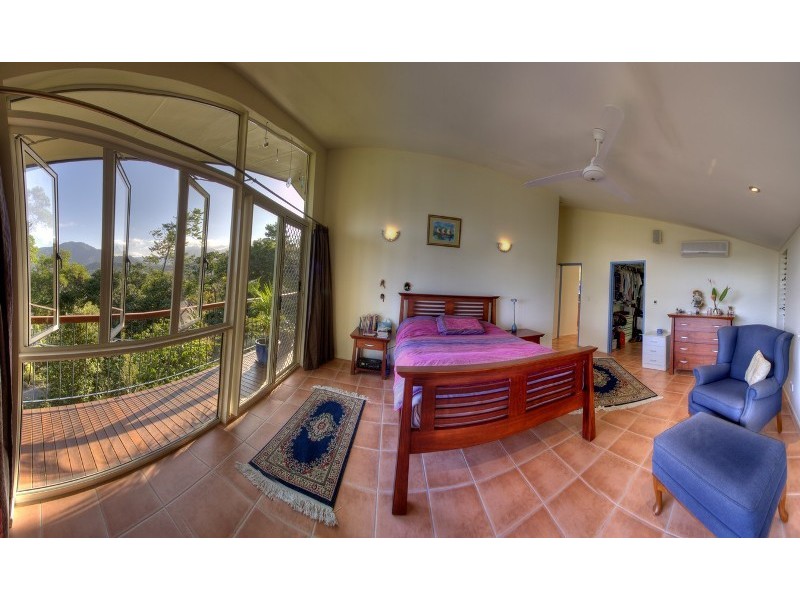 40  Hutchinson Street, Edge Hill QLD 4870