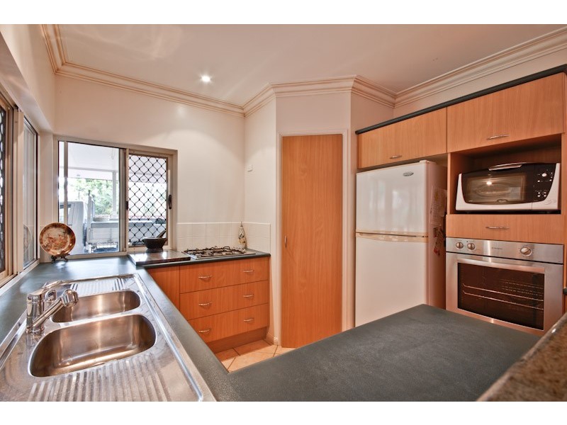 Bentley Park QLD 4869