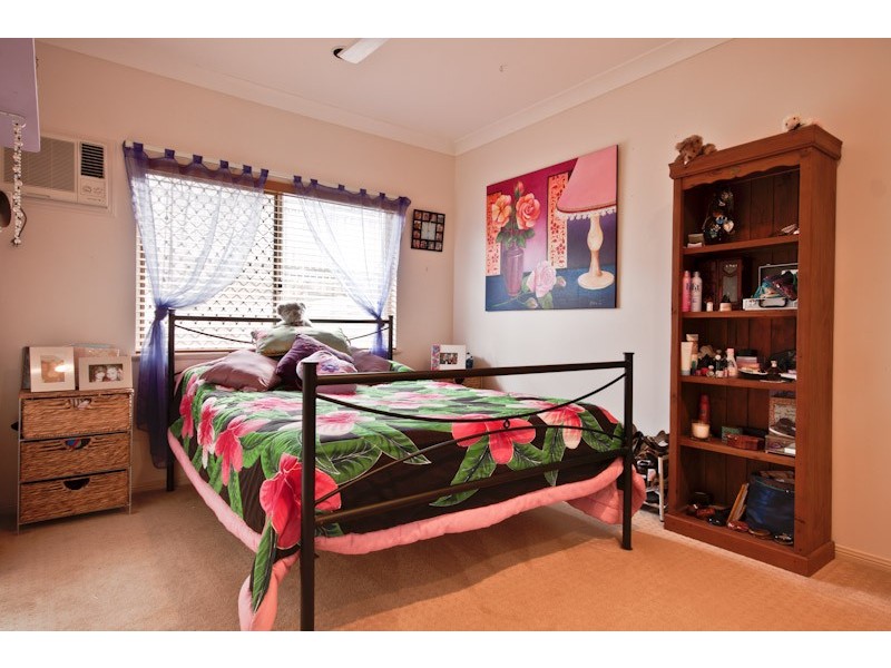 Bentley Park QLD 4869