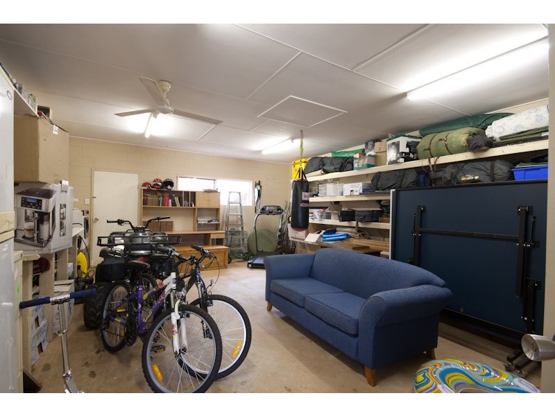 Bentley Park QLD 4869