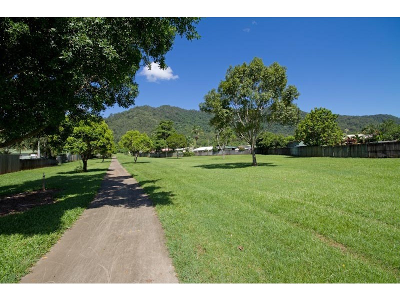 8 Sundew Close, Mount Sheridan QLD 4868