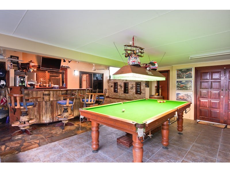 11 Mermaid Close, Bentley Park QLD 4869