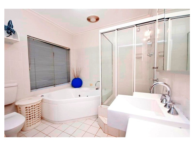 5 Craig Close, Brinsmead QLD 4870