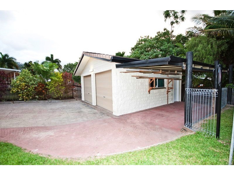 5 Craig Close, Brinsmead QLD 4870