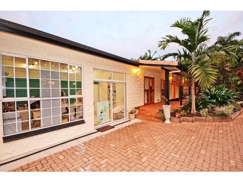 5 Craig Close, Brinsmead QLD 4870