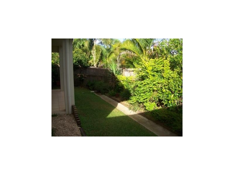 Bentley Park QLD 4869