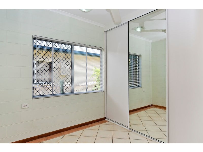 20 Dunbar Street, Mooroobool QLD 4870