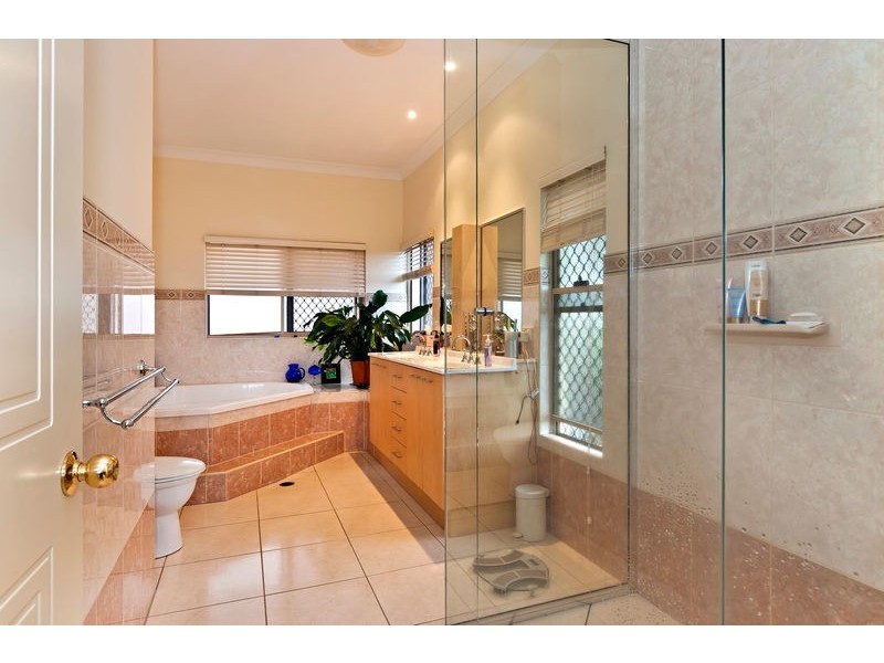 6 Aspen Close, Mount Sheridan QLD 4868