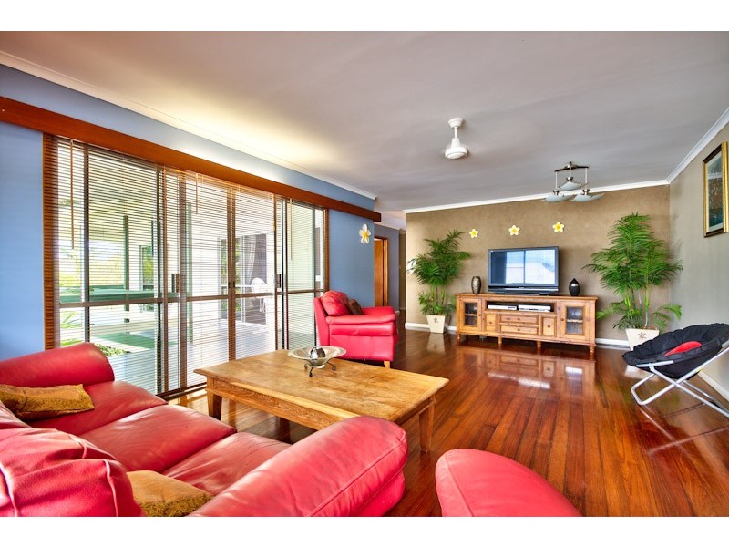 86 Sydney Street, Bayview Heights QLD 4868