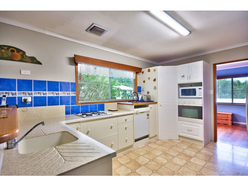 86 Sydney Street, Bayview Heights QLD 4868