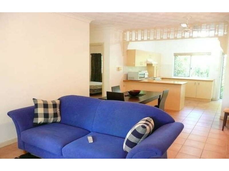 2/34 Springfield Crescent, Manoora QLD 4870