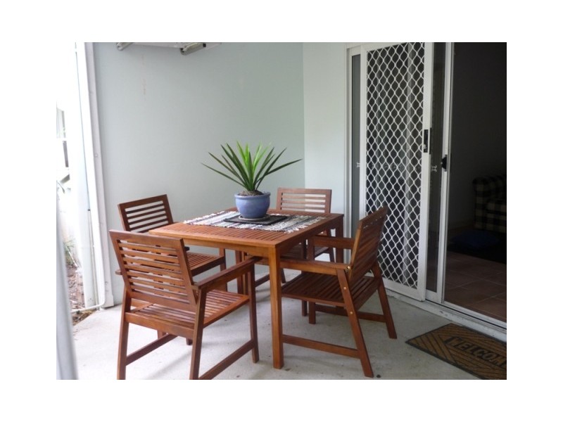 2/34 Springfield Crescent, Manoora QLD 4870