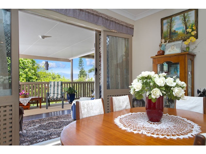 1 Rosemont Court, Mooroobool QLD 4870