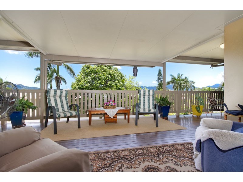 1 Rosemont Court, Mooroobool QLD 4870