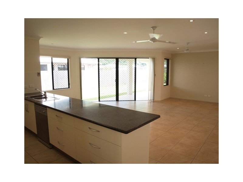 90 Xavier Herbert, Redlynch QLD 4870