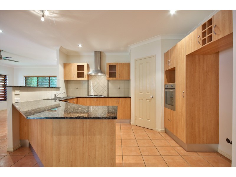 10 Pavetta Close, Bentley Park QLD 4869