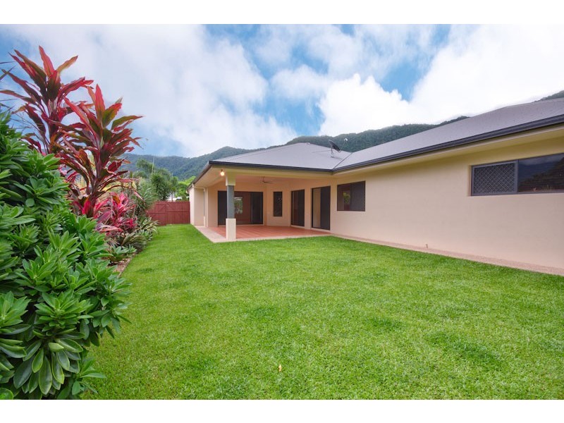 10 Pavetta Close, Bentley Park QLD 4869
