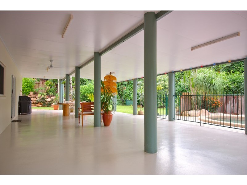 16 Benn Street, Brinsmead QLD 4870