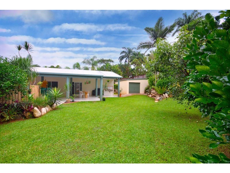 16 Benn Street, Brinsmead QLD 4870