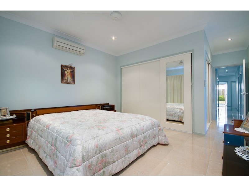 6 Wrasse Close, Kanimbla QLD 4870