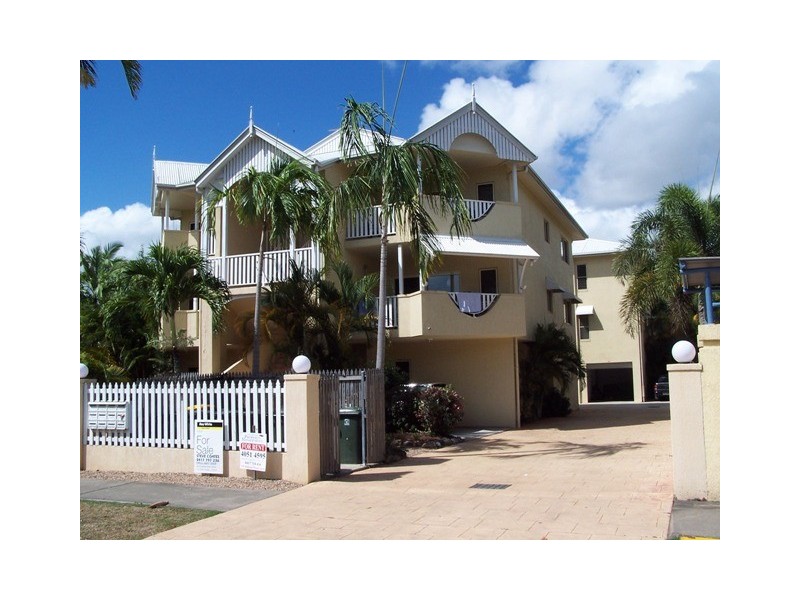 Cairns North QLD 4870