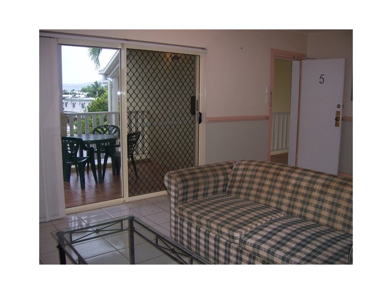 Cairns North QLD 4870