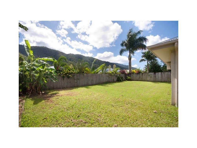 26 William Hickey Street, Redlynch QLD 4870