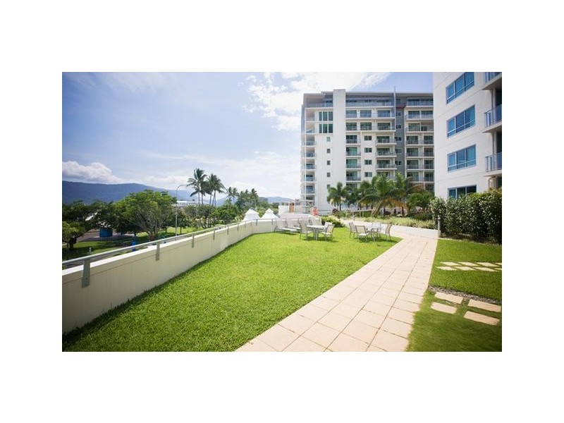 301/99 Esplanade, Cairns City QLD 4870